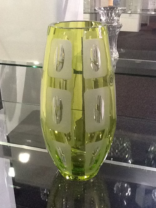 95735 Vase eve yellow